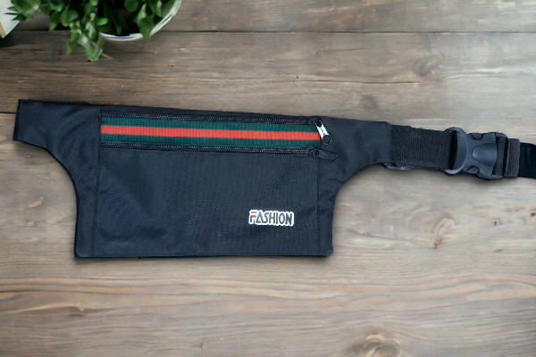 Hajj Pouch